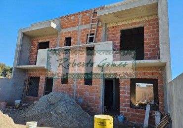 DUPLEX en MAR DEL TUYU con financiacion
